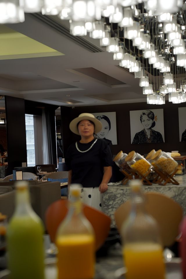 吉隆坡洲際酒店，這裡的床大到可以睡五個人！