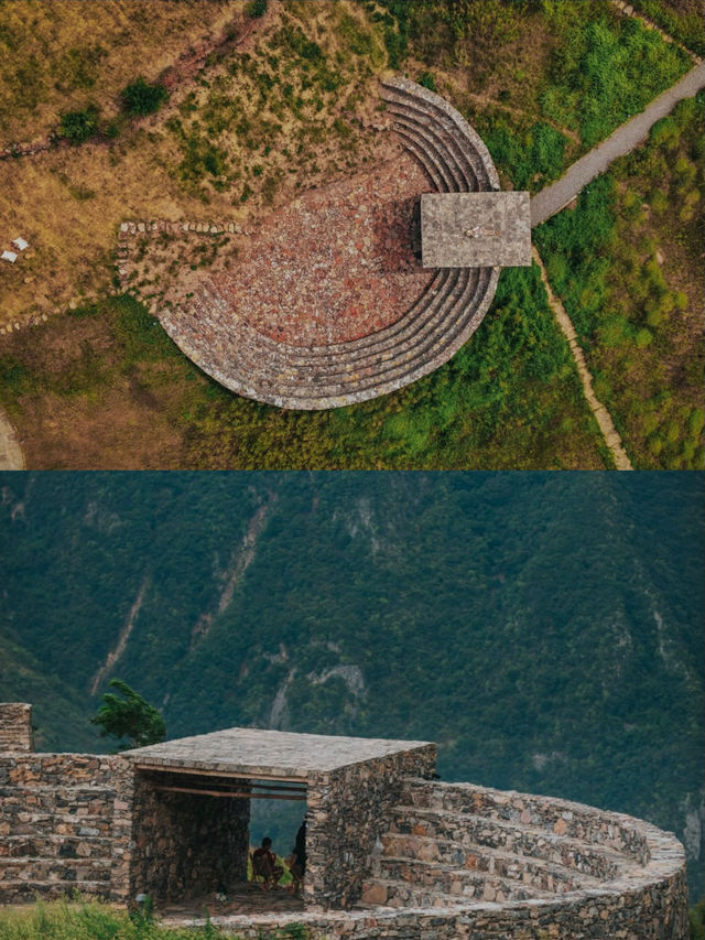 重慶2小時｜270°懸崖民宿，盡覽巫山峽雲。