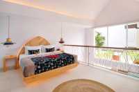 長谷 | 夢幻住處 Aeera Villa Canggu   酒店：Aeera Villa 。