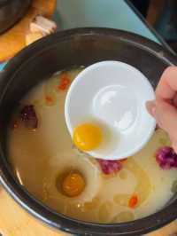 在麗江！找到一家不吃飯也可以拍照打卡的店。