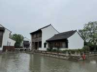 住在景區裡，行在蘆花間｜沙家浜花間亭·蘆花灣酒店。