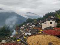婺源篁嶺，一個美麗且富有特色的旅遊地，以下是一份遊玩攻略供您參考。