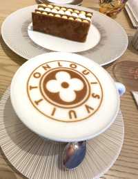 大阪心齋橋～LV Cafe真的很值得去。