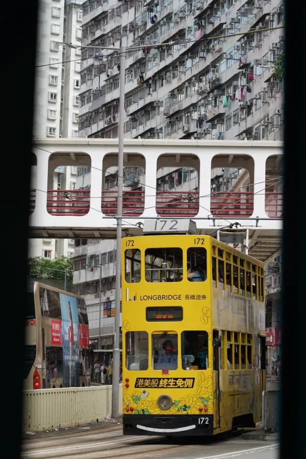 香港のモンスター大厦｜現代版九龍城寨を訪れて！🏙️ | Trip.com 香港