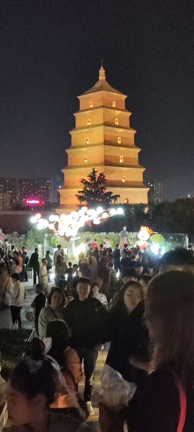 大雁塔西影制片厂性價比之最酒店。