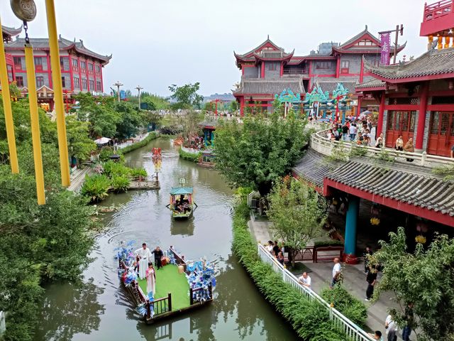 東坡印象水街，感受蘇軾的「詩酒趁年華」