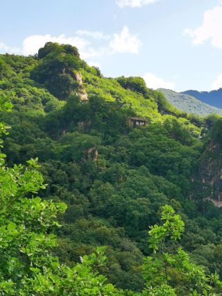 Wunvfeng National Forest Park, Tonghua, Jilin: A Poetic Natural Painting