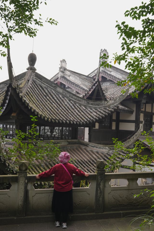 重慶，很懲罰每一個不愛運動的人