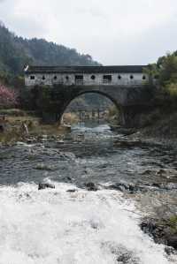 廊橋再夢：一座藏在深山的明代古橋