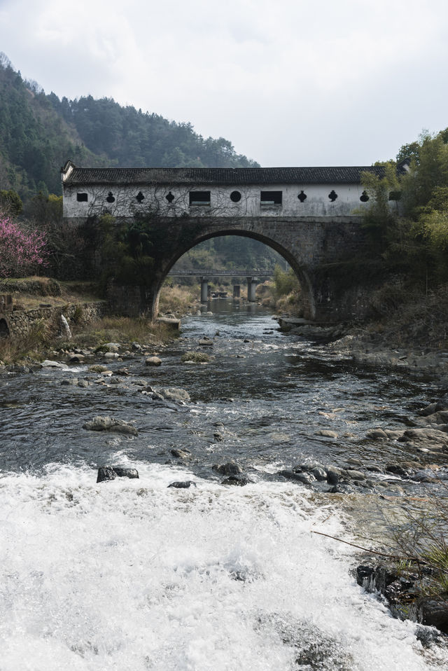 廊橋再夢：一座藏在深山的明代古橋