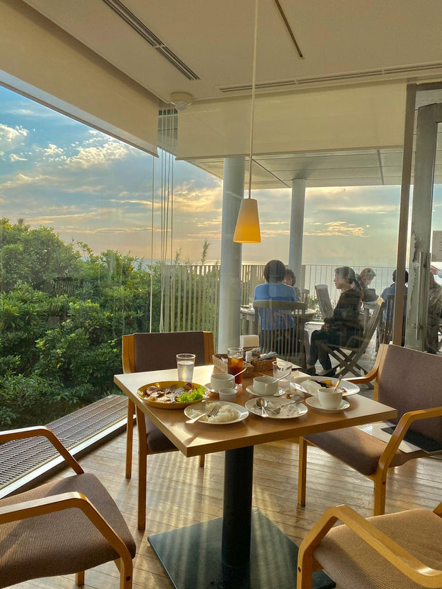 😍東京週邊隱世寶藏！逗子懸崖海邊美術館餐廳太chill啦～ 