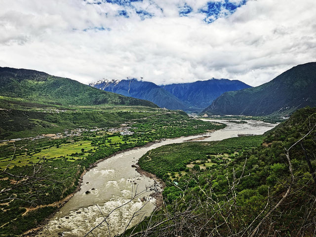 南迦巴瓦峰旅遊攻略