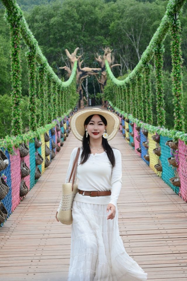闖入現實版綠野仙蹤！七彩森林太好逛啦