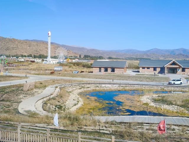 邂逅可可托海:一場秋日的夢幻之旅 邂逅可可托海:一場秋日的夢幻之旅