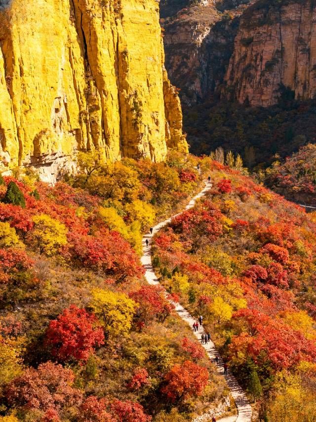 血色丹崖，鐵血忠魂：在黃崖洞遇見太行的風骨