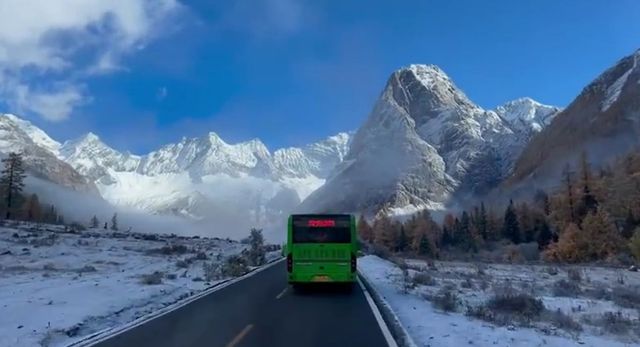 四姑娘山雪景期待，幺妹峰銀裝素裹