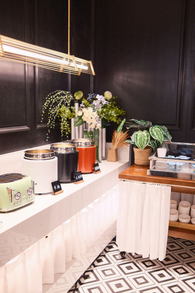 在武漢發現一家神仙網紅酒店！住進這裡等於擁有整個漢口裡的精華玩法～ 「捷尼天空大酒店」絕對是懂年