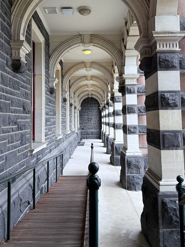 뉴질랜드의 보석, 다니딘 기차역의 역사와 풍경