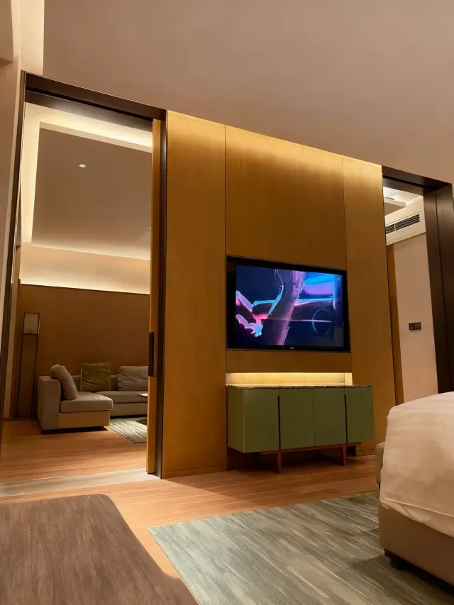 Wuxi Luneng Marriott Hotel | Garden-style Luxury Resort by Taihu Lake