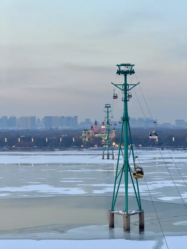 12月哈爾濱|江上城堡觀光索道美到心顫 12月哈爾濱|江上城堡觀光索道美到心顫