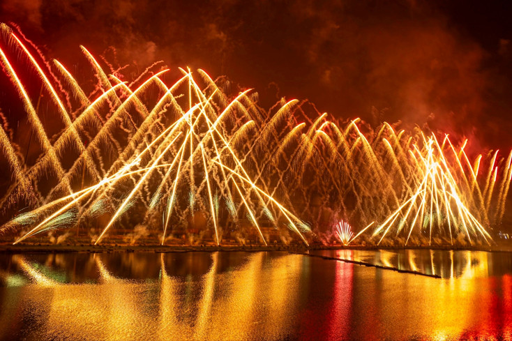 浏阳天空剧院(烟花之夜) 参考图 1