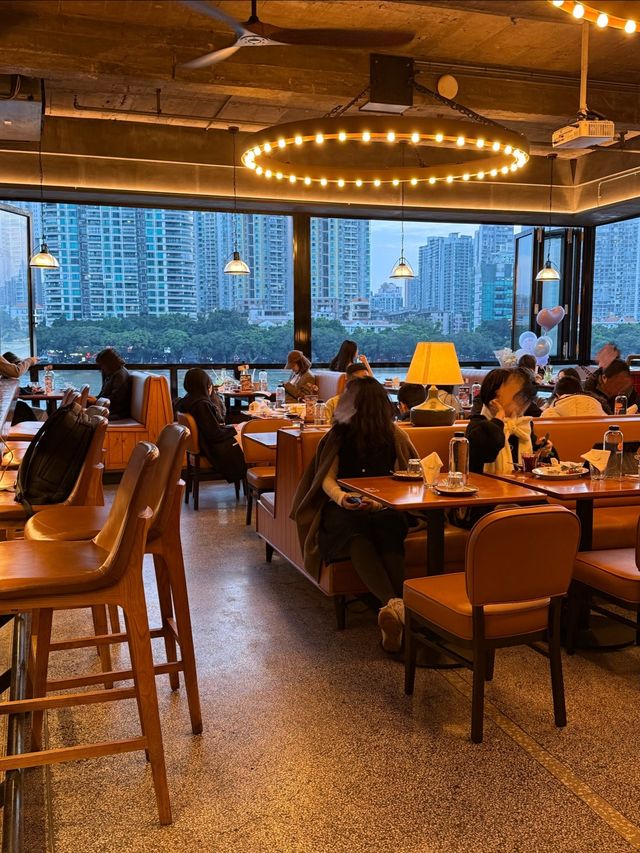 自評 廣州最夯漂亮飯(平價且出片)!!