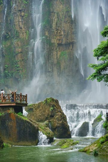 Three Gorges Grand Waterfall Guide｜A Stunning Waterfall