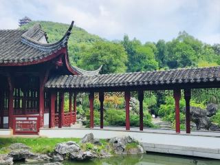 採石磯に登り詩仙を訪ねる、長江三磯で李白の江湖を読み解く