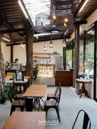 เที่ยวแบบครอบครัวกันที่ 🌿Tamjai - ตามใจคาเฟ่