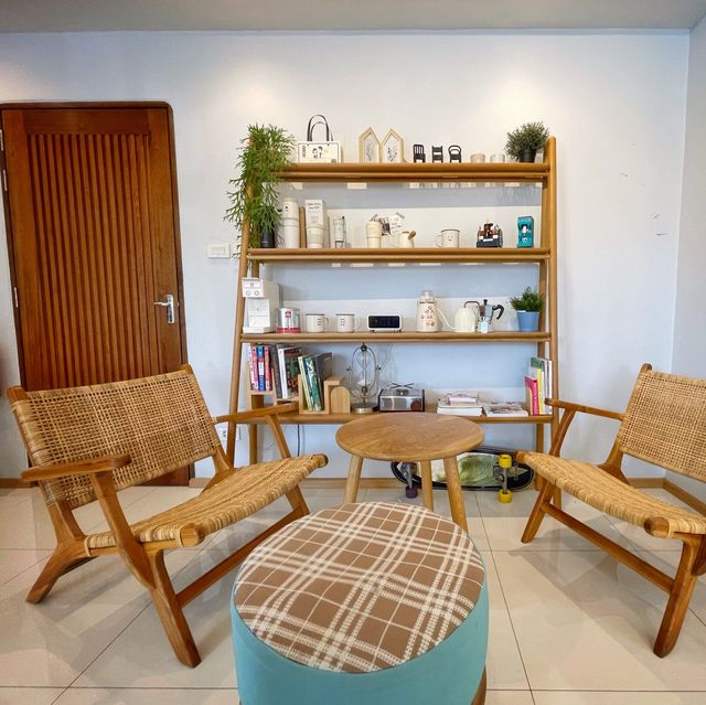 คาเฟ่ มินิมอล Orenchi cafe’