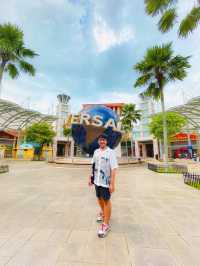 Having Fun at Universal Studio Singapore