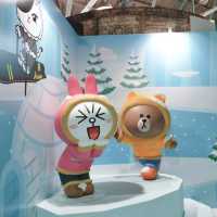 大人小孩都喜歡的歡樂line friends展😊