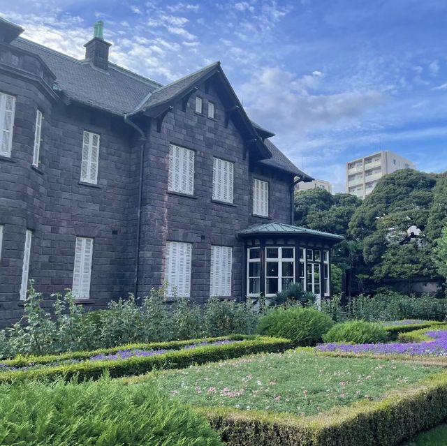 花與和諧的完美結合！舊古河庭園🌹🏰🌿