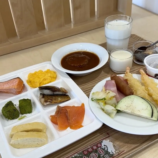大阪比偲奇格蘭比亞酒店：美食、景觀、寬敞，一站滿足！🏨🍳🌆
