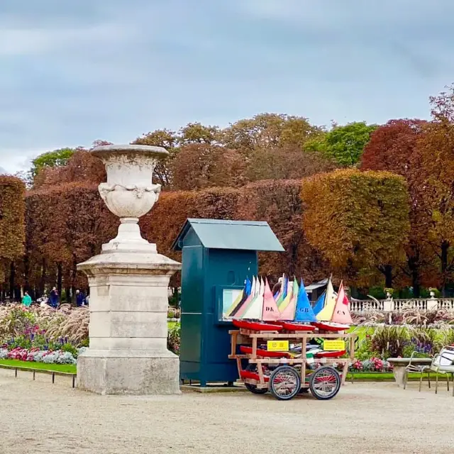 Luxembourg Gardens : Eternal Gem of Paris