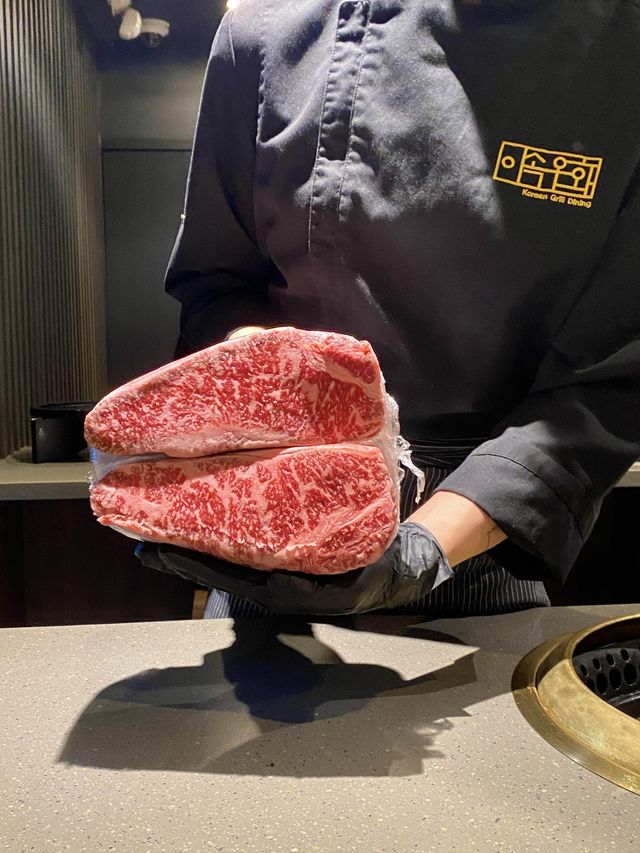 예약이 엄청 빡세서 유명한 가성비 우마카세 <이속우화>🥩