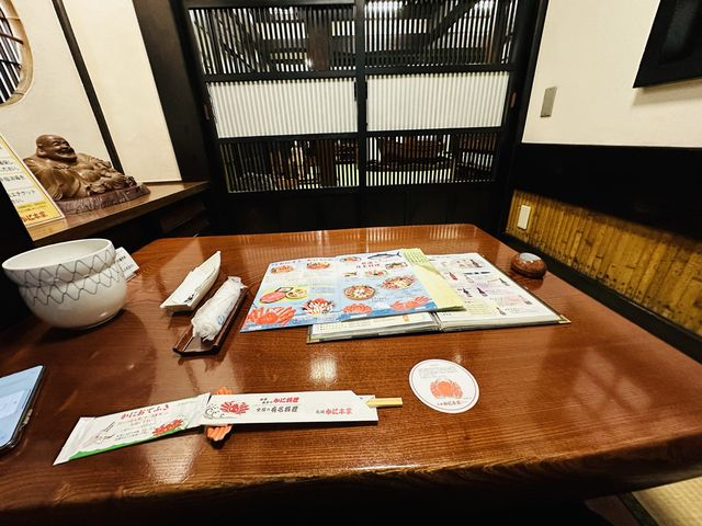 日本名古屋｜半世紀歷史蟹肉料理專門店
