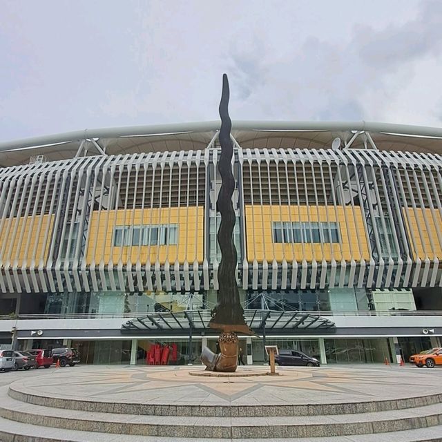 THE BIGGEST STADIUM IN SOUTH EAST ASIA