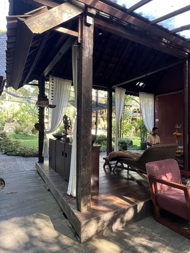 The Yoda, oops, YOGA Barn in Ubud is Amazing