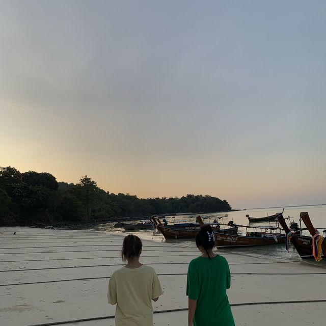 Long Beach Phi Phi Island  Long Beach Phi Phi Island