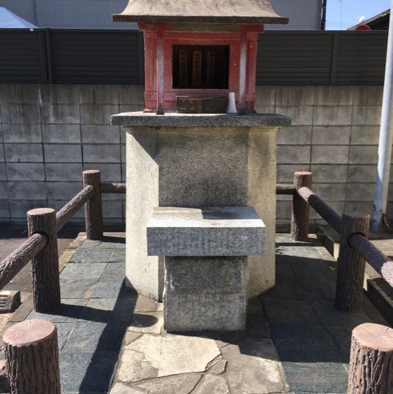 お地蔵さまの並ぶ寺【西光寺】