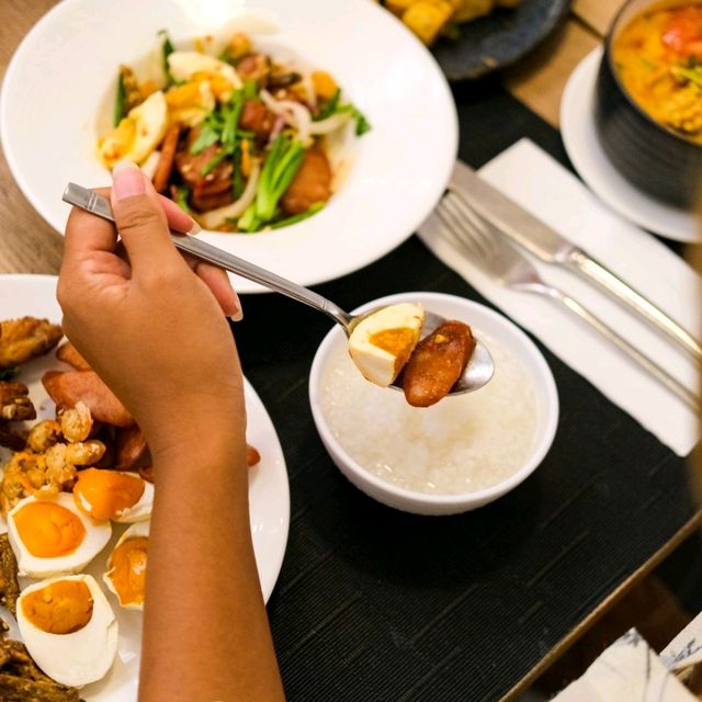 ลากแฟนไปกินข้าวต้มบุพเฟ่ต์ ในห้องแอร์เย็นๆคน299เอง