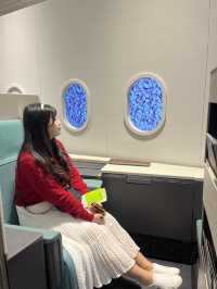 여의도 더현대 서울 나무증권 공항 팝업스토어에서 실내 데이트💖