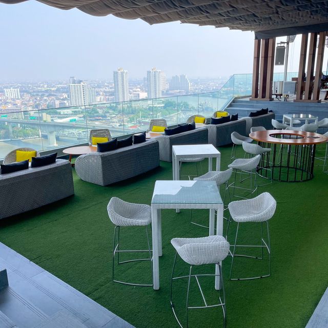 🍴 ห้องอาหาร SEEN Restaurant & Bar Bangkok
