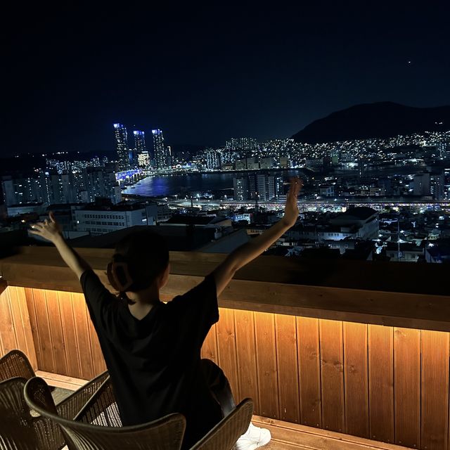 부산 영도 뷰가 펼쳐지는 에어비앤비 감성 숙소 ‘여는’