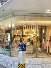 第100間分店。兩個推廣