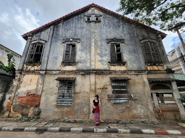 A Day in SAWANNAKHET