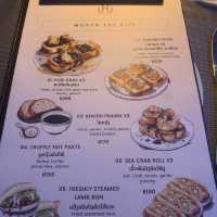 The Hounge   Restaurant เวียงจันทน์