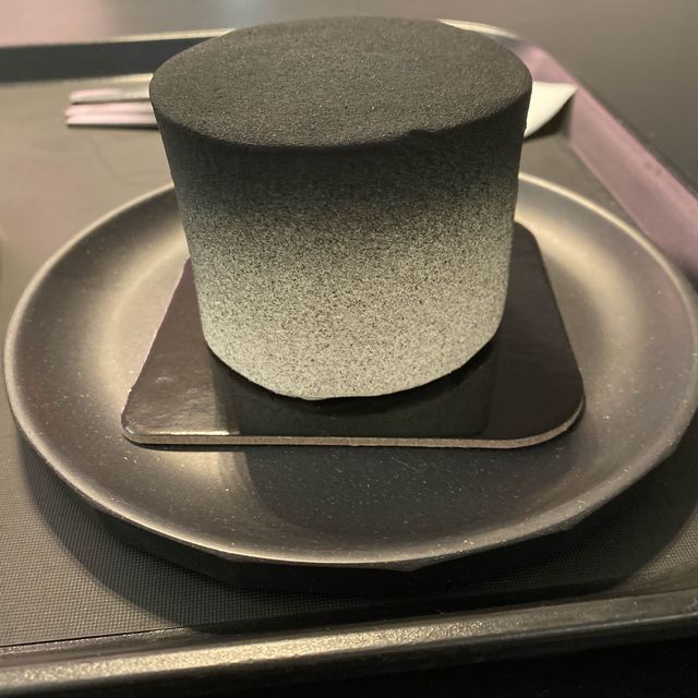 首爾聖水洞Nudake 藝術館蛋糕 暗黑料理