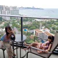 2 สาวตะลุย Grand Centre Point Space Pattaya 🪐🌀🌖